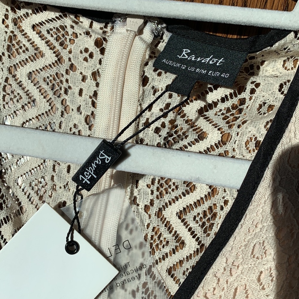 Bardot Bella Lace Dress in Limestone - Picture 10 of 12